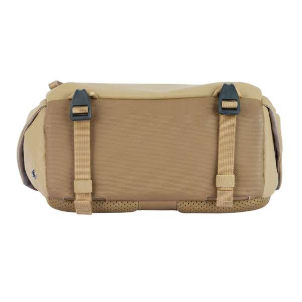 Vanguard VEO Metro 4-Liter Camera and Everyday Shoulder Bag Beige