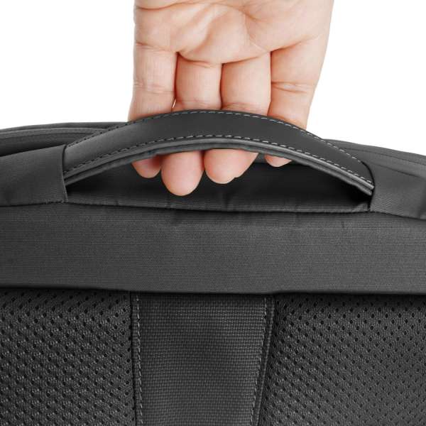 Vanguard VEO Metro 4-Liter Camera and Everyday Shoulder Bag Black