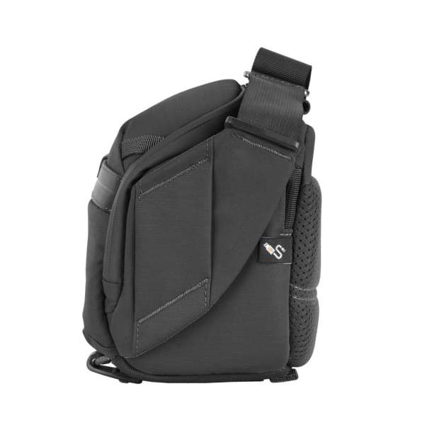 Vanguard VEO Metro 4-Liter Camera and Everyday Shoulder Bag Black