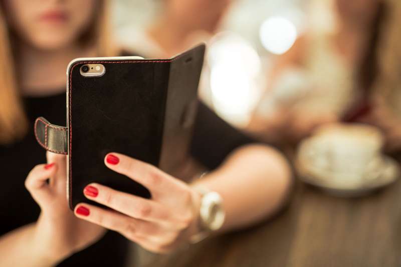 FIXED Wallet oldalranyíló telefontok FIT Apple iPhone 11 Pro Max, Fekete, Mobiltelefon Kiegészítő