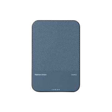 Native Union (Re)Classic Magnetic 5000mAh Power Bank Navy Native Union (Re)Classic Magnetic 5000mAh Power Bank Navy