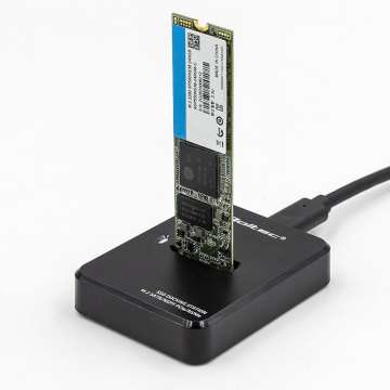 Qoltec USB3.1 M.2 SATA/NVMe Docking Station Enclosure Black