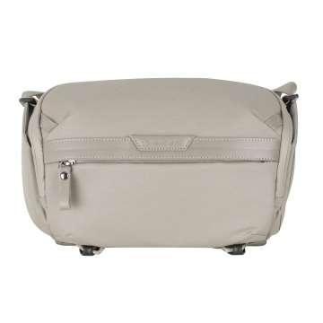 Vanguard VEO Metro 4-Liter Camera and Everyday Shoulder Bag Cream